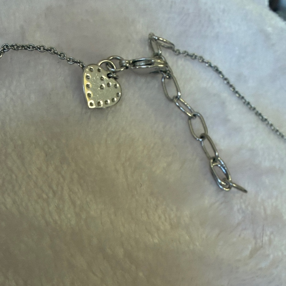 Dazzling Clear Crystal Cluster Silver Toned Pendant Necklace - Picture 3 of 9